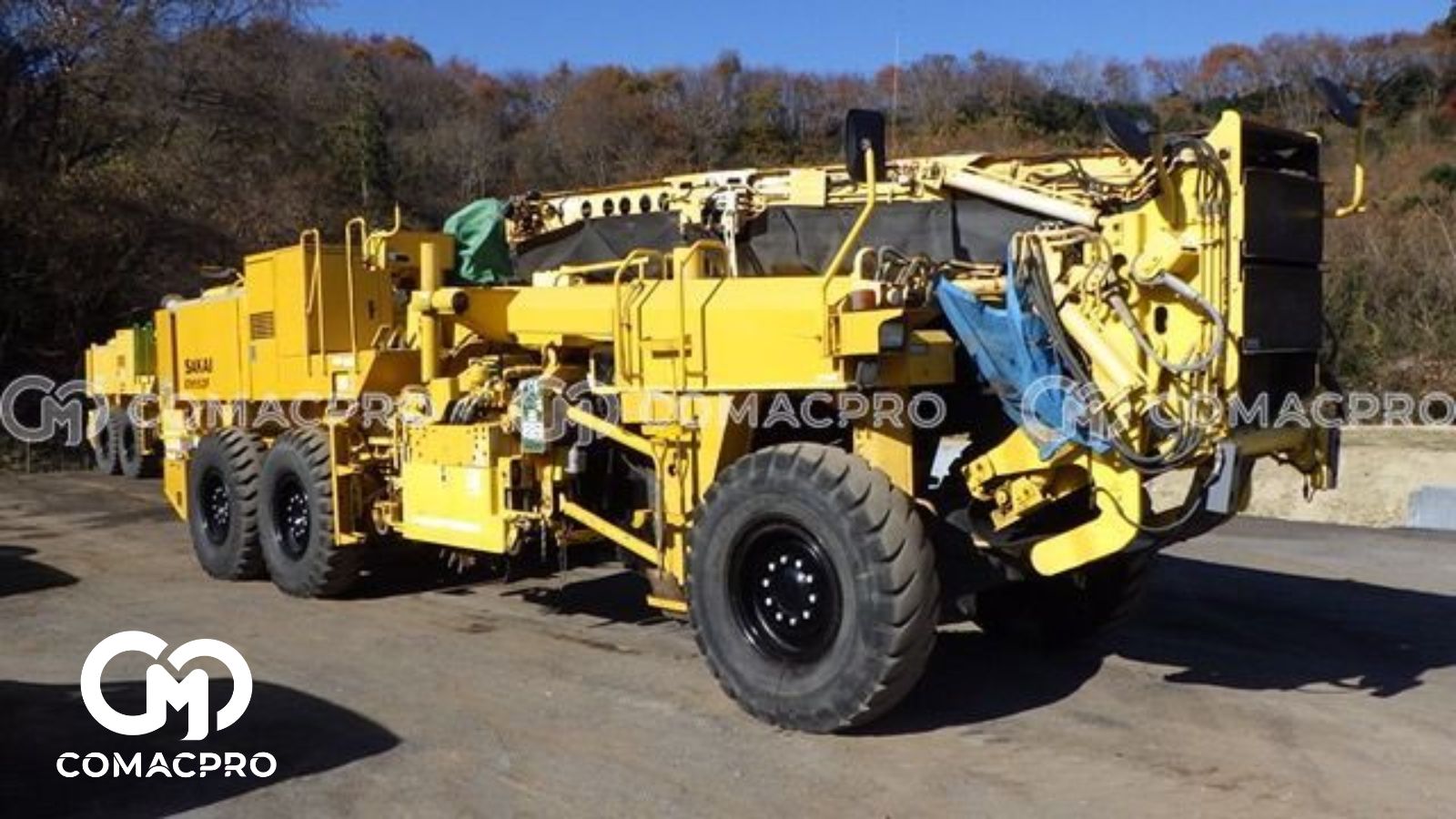 Xe cào bóc SAKAI ER552F đời 2008 bao gồm các thông số kỹ thuật chính sau: