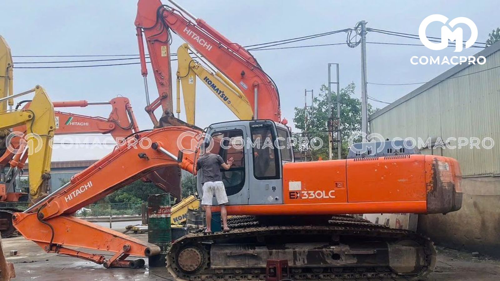 Báo giá máy xúc bánh xích HITACHI EX330LC-5 đời 1998