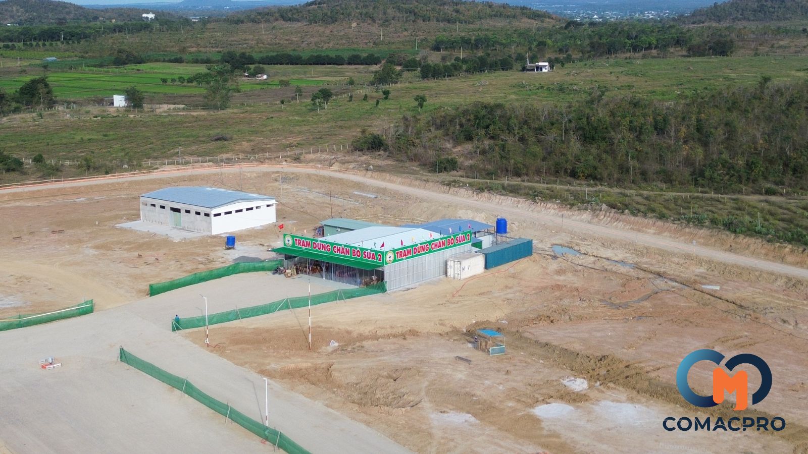 Trạm dừng nghỉ tạm Km205, cao tốc Vĩnh Hảo - Phan Thiết chiều 23/1 (Ảnh: Vĩnh Phú).