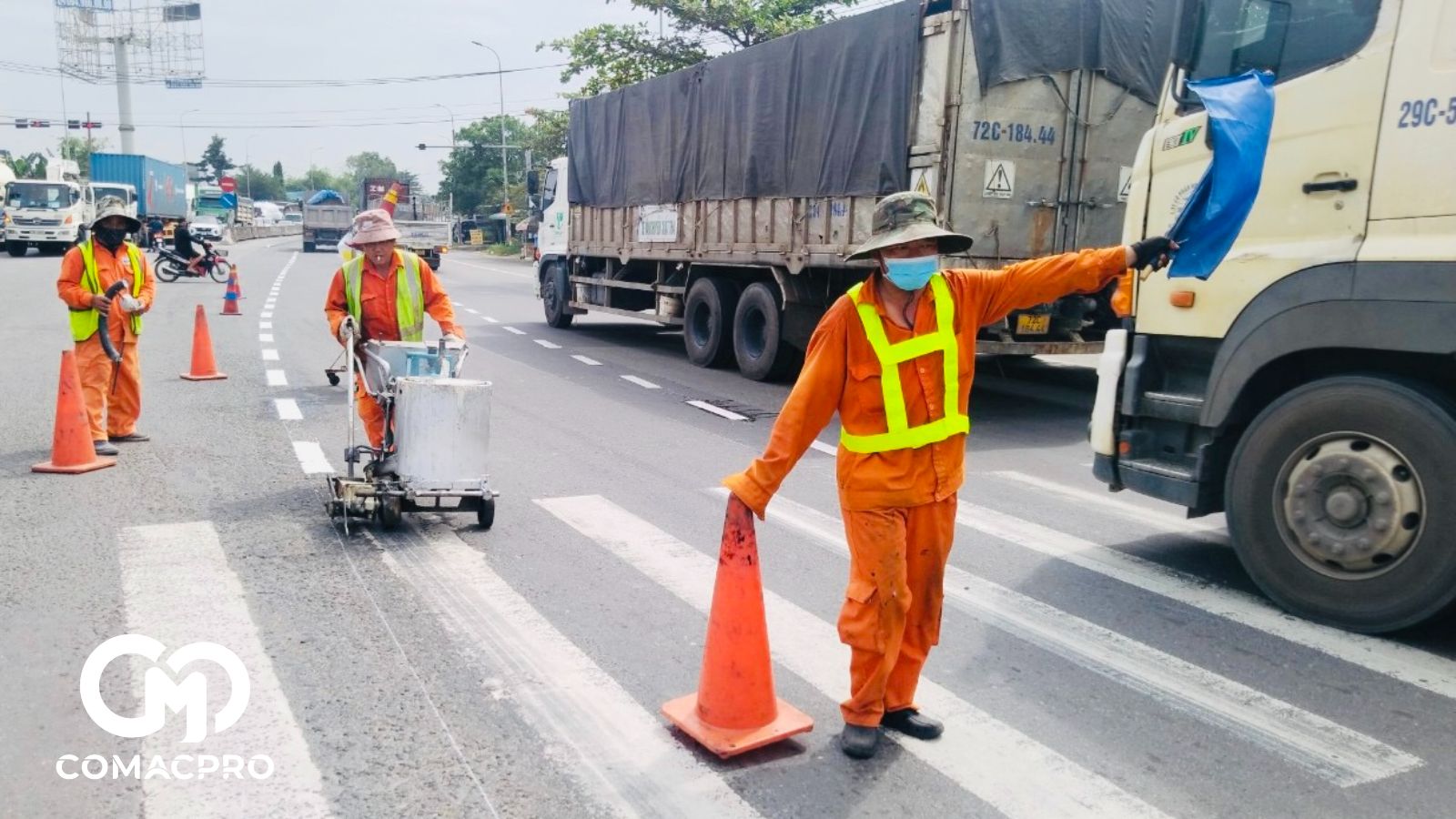 Công tác khắc phục hậu quả thiên tai cũng được ưu tiên, nhất là sau ảnh hưởng của bão số 4 và mưa lớn kéo dài trên tuyến cũng được triển khai nhanh chóng. Tổng kinh phí sửa chữa các đoạn bị sạt lở, hư hỏng do thiên tai trong năm 2024 là gần 11,9 tỷ đồng.