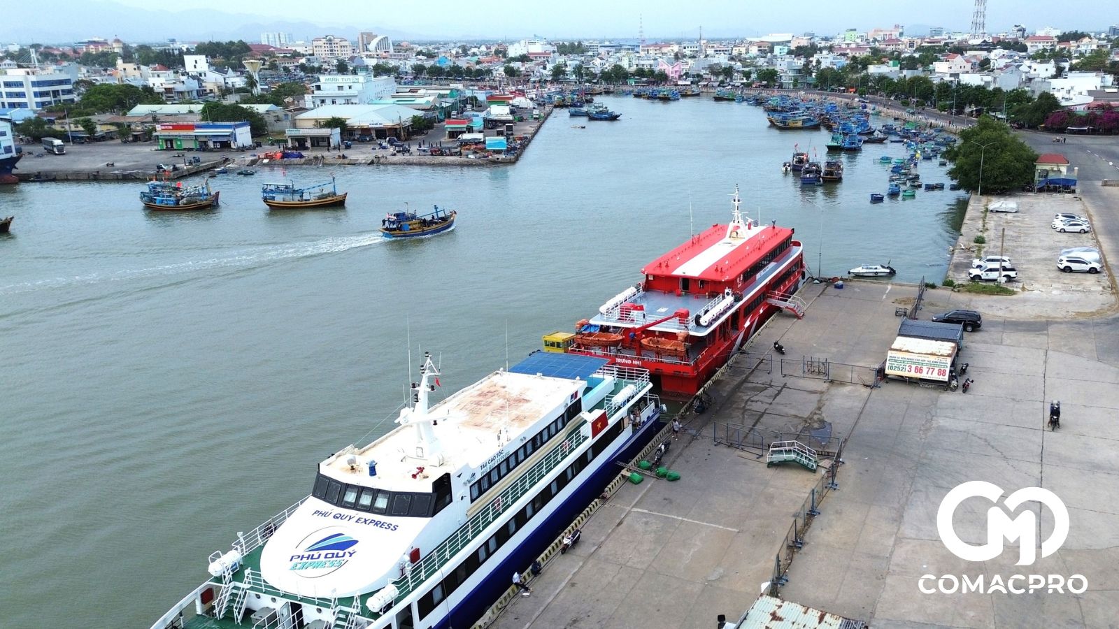 Trao đổi với PV, một lãnh đạo Cảng vụ Hàng hải tỉnh Bình Thuận cho biết, về thông số kỹ thuật của luồng hàng hải Phan Thiết có độ sâu thực tế có đoạn chỉ đạt khoảng 0,6m và vũng quay tàu chỉ đạt độ sâu 1,1m nước. <yoastmark class=