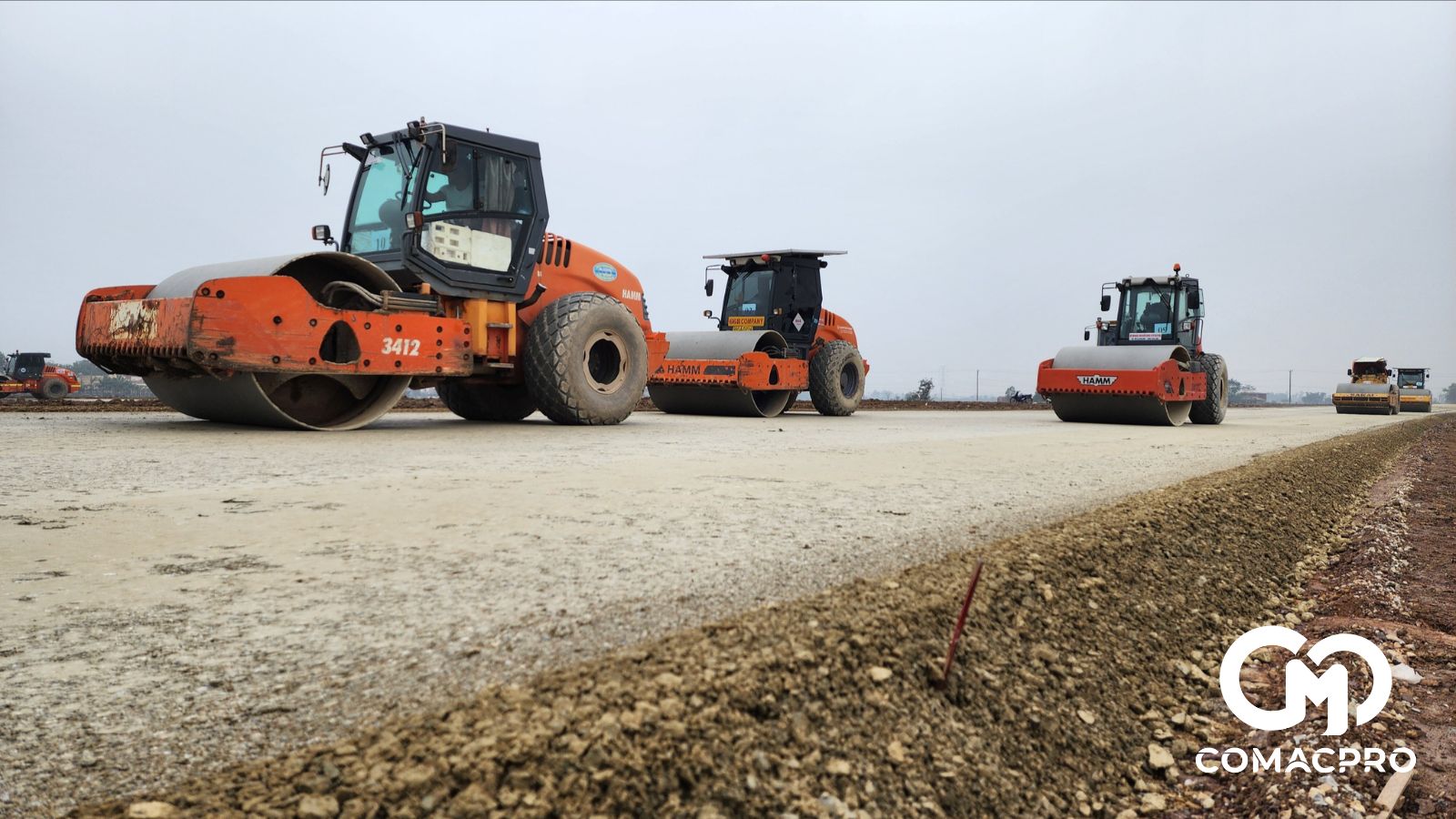 Ông Trường cũng cho biết, hiện nay, trở ngại lớn nhất là thời tiết, khi miền bắc đang bước vào giai đoạn nồm ẩm, mưa phùn.