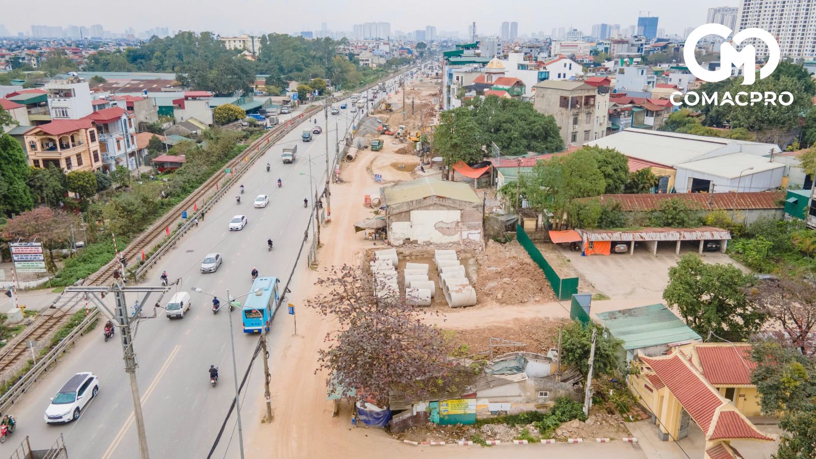 Đã 15 năm trôi qua, dự án cải tạo, nâng cấp 4,8 km QL1 đoạn Ngọc Hồi - Văn Điển vẫn ngổn ngang, bụi bặm, ùn tắc và gây ảnh hưởng nghiêm trọng đến cuộc sống người dân