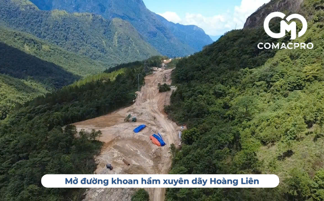 Mở đường vào khoan hầm xuyên dãy Hoàng Liên